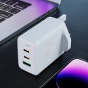 Acefast ładowarka GaN 65W 3 porty (1xUSB, 2xUSB C PD) wtyczka UK biała (A44)